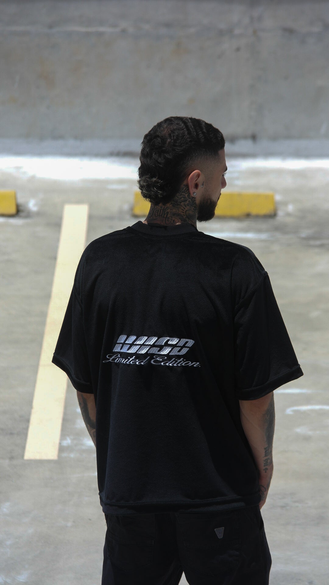 Basics T-Shirt  Gamuza Negra