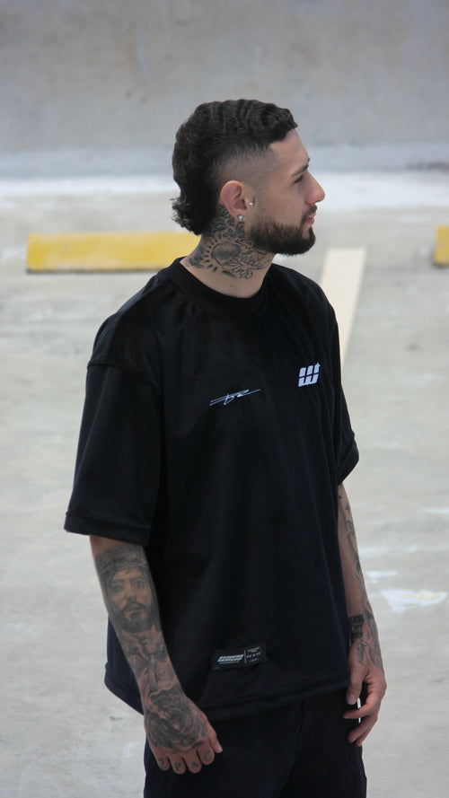 Basics T-Shirt  Gamuza Negra